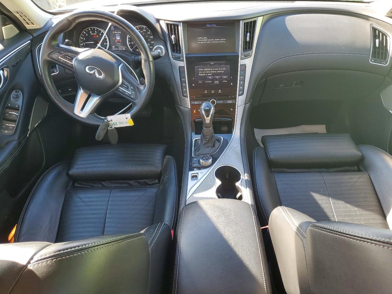 2018 INFINITI Q50 LUXE photo 8