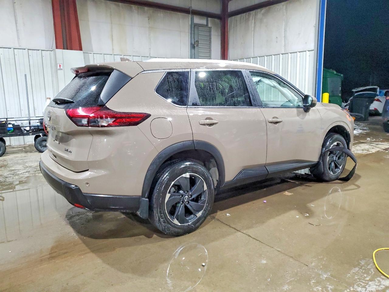 2024 NISSAN ROGUE SV photo 3
