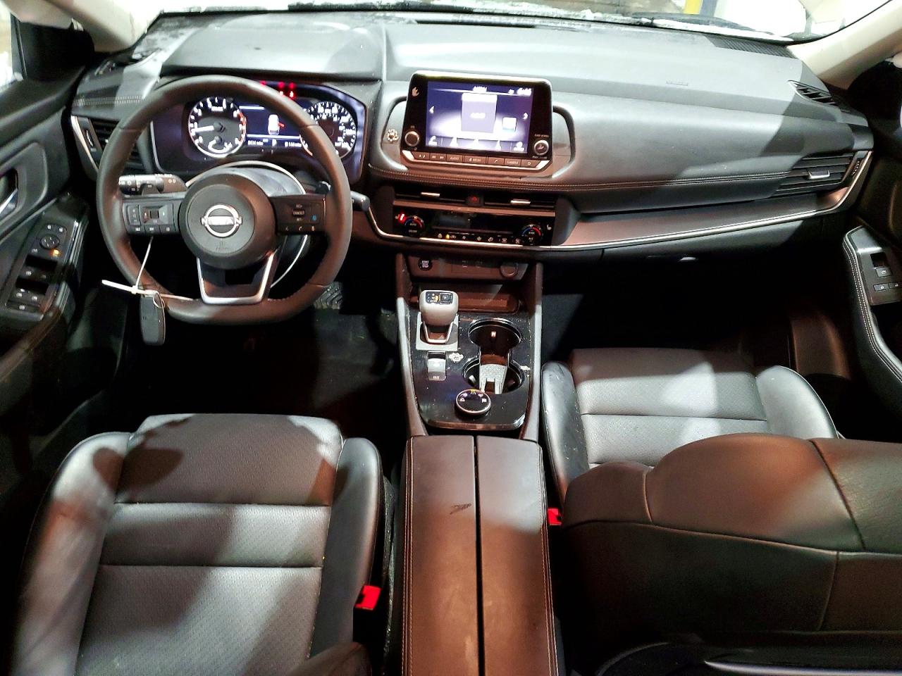 2024 NISSAN ROGUE SV photo 8
