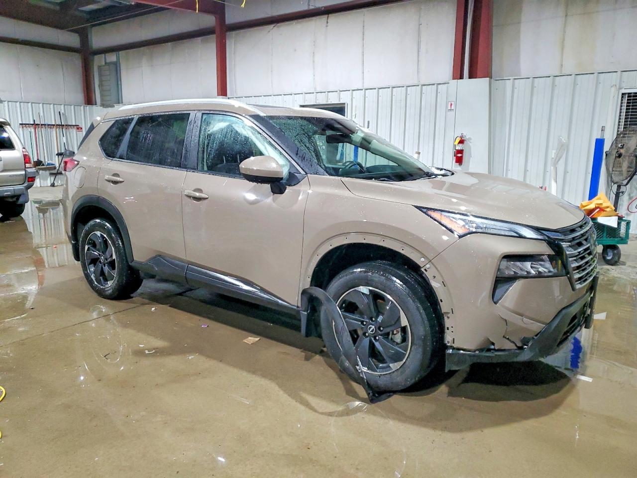 2024 NISSAN ROGUE SV photo 4