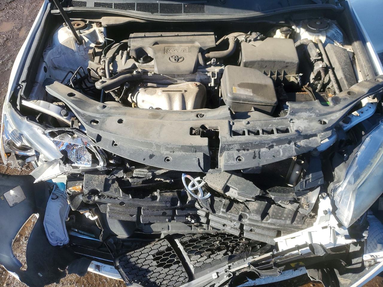 2016 TOYOTA CAMRY SE photo 11