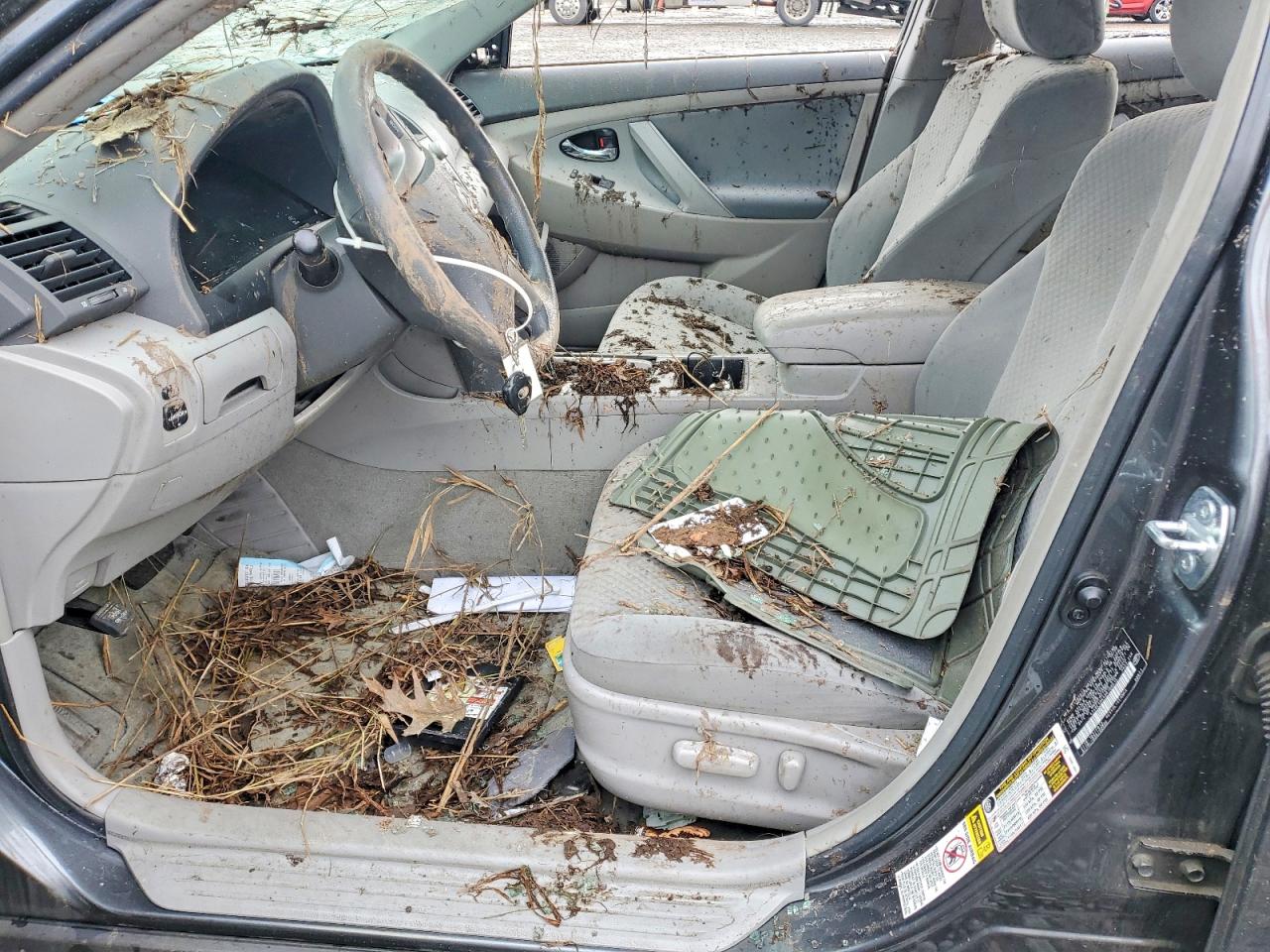 2009 TOYOTA CAMRY BASE photo 7