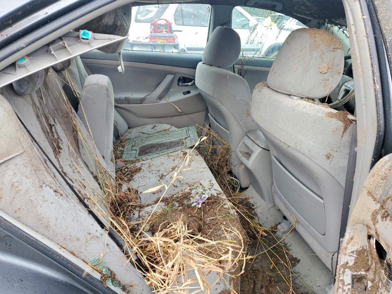2009 TOYOTA CAMRY BASE photo 10