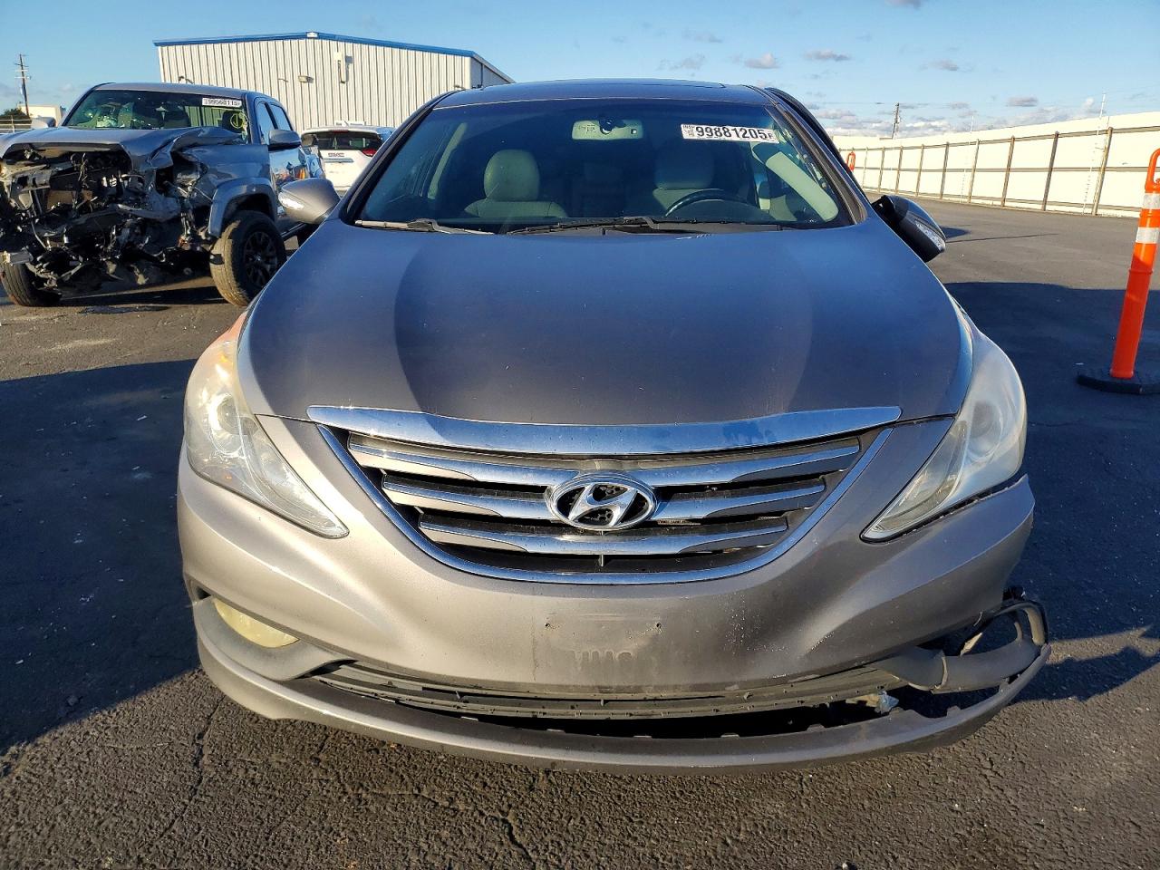 2014 HYUNDAI SONATA SE photo 9