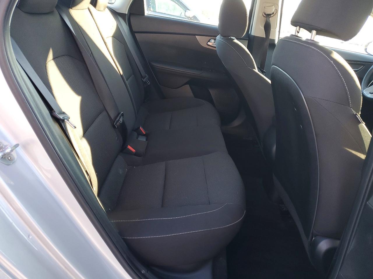 2019 KIA FORTE FE photo 28