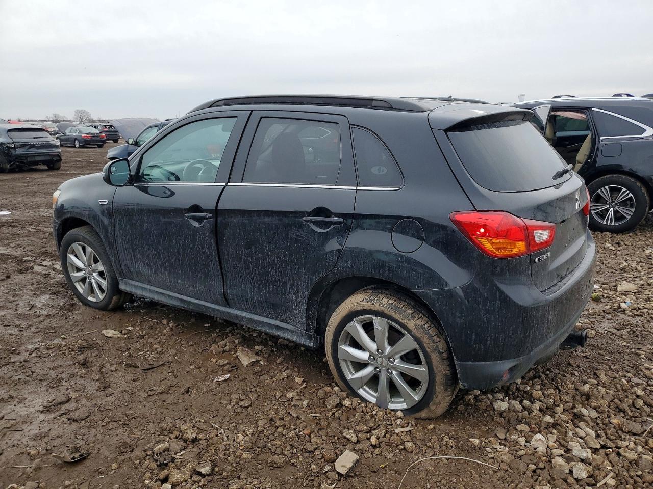 2015 MITSUBISHI OUTLANDER SPORT SE photo 2