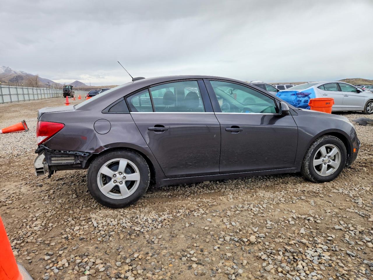 2015 CHEVROLET CRUZE LT photo 3