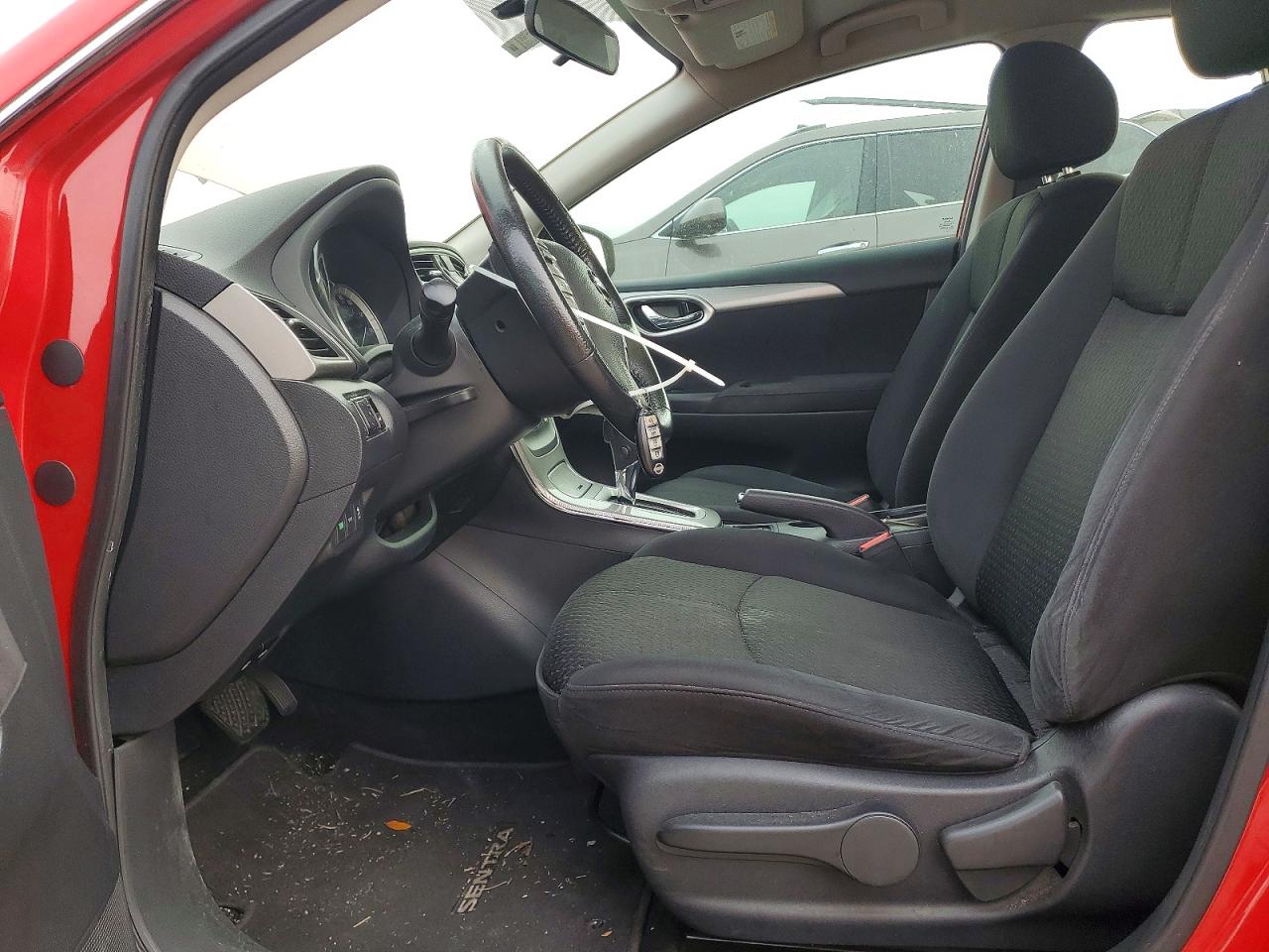 2015 NISSAN SENTRA S photo 7