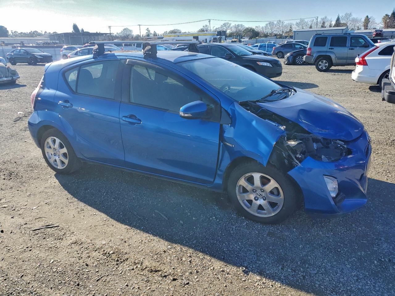 2015 TOYOTA PRIUS C photo 4