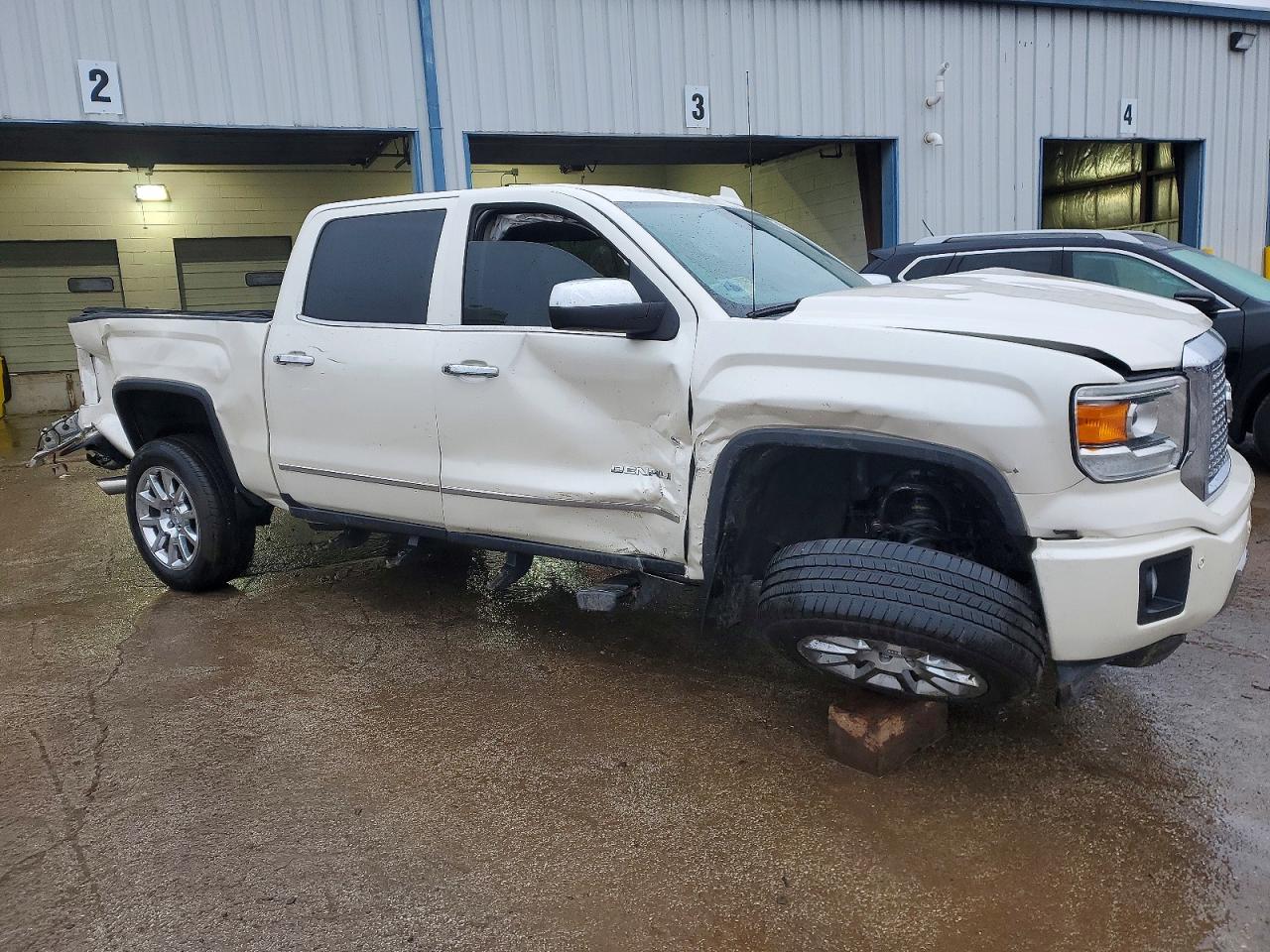 2015 GMC SIERRA K1500 DENALI photo 7