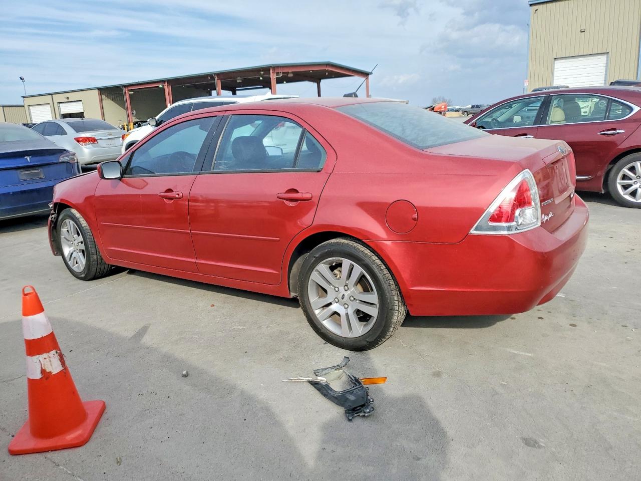 2007 FORD FUSION SE photo 2