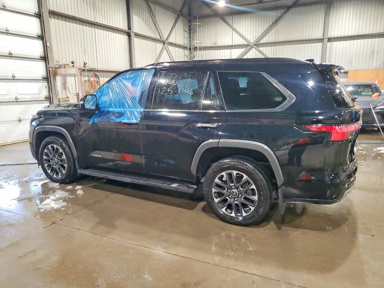 2023 TOYOTA SEQUOIA SR5 photo 2