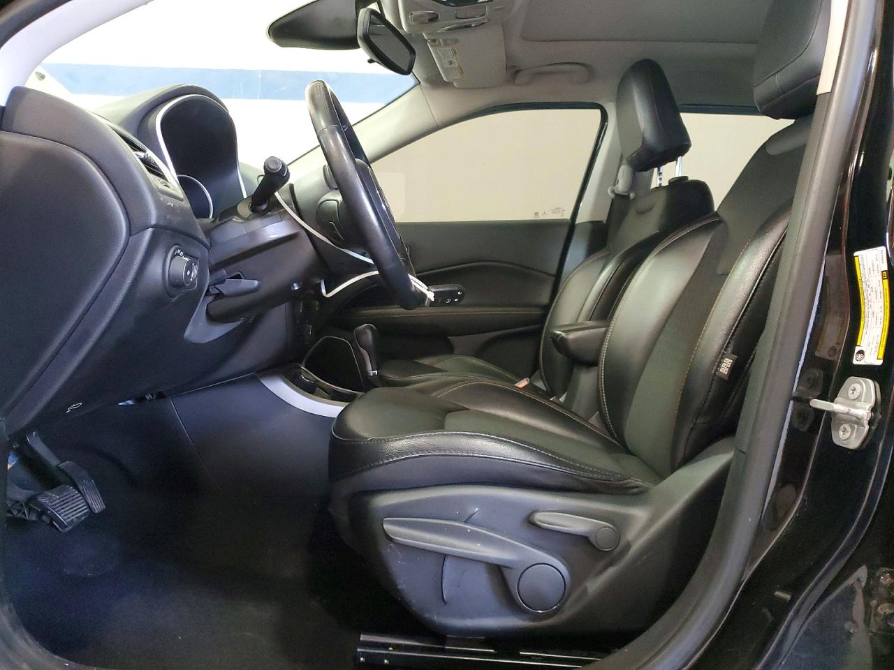 2019 JEEP COMPASS LATITUDE photo 7