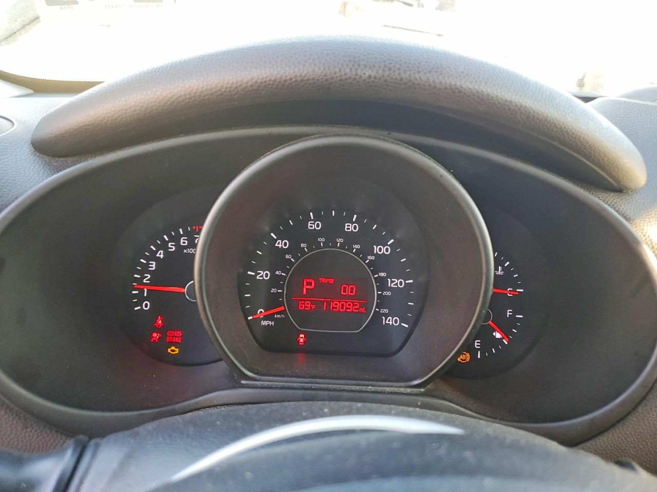 2014 KIA SOUL photo 9