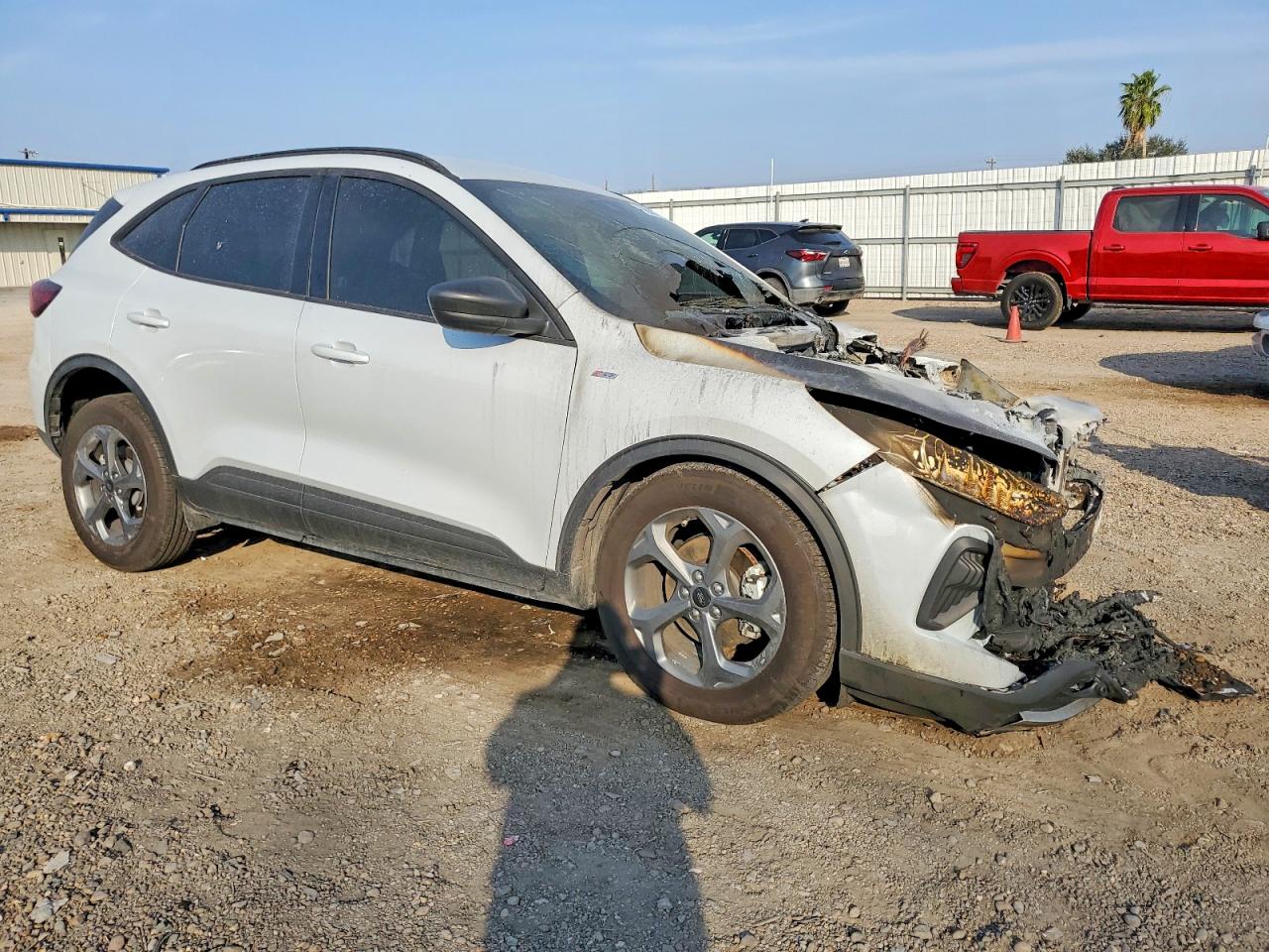2025 FORD ESCAPE ST LINE photo 4