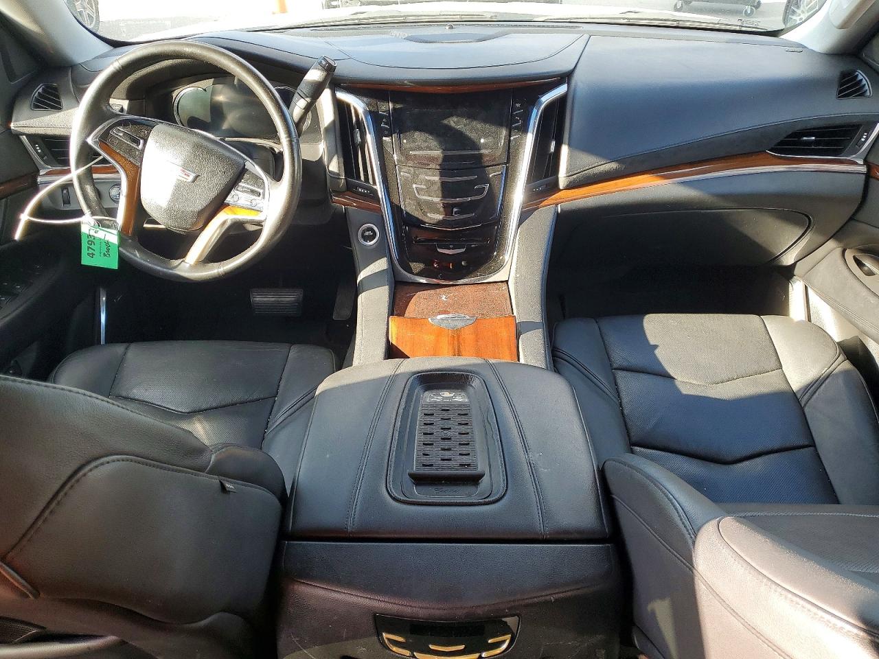2016 CADILLAC ESCALADE ESV PREMIUM photo 8
