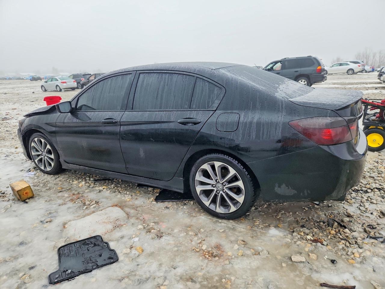2013 HONDA ACCORD SPORT photo 2