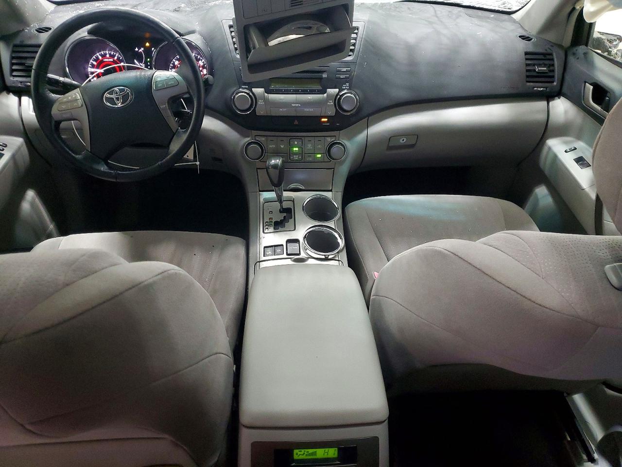 2008 TOYOTA HIGHLANDER SPORT photo 8