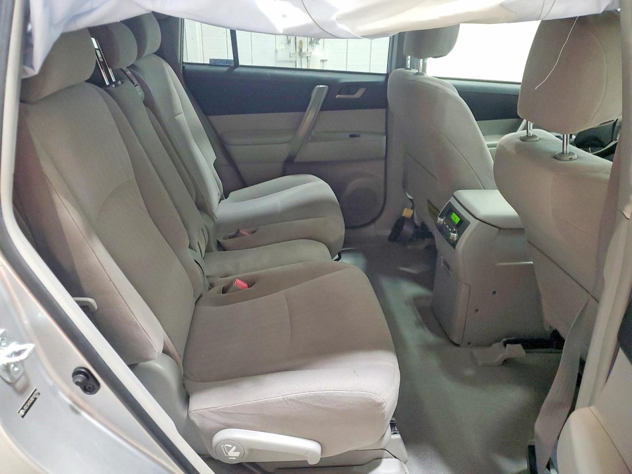 2008 TOYOTA HIGHLANDER SPORT photo 11