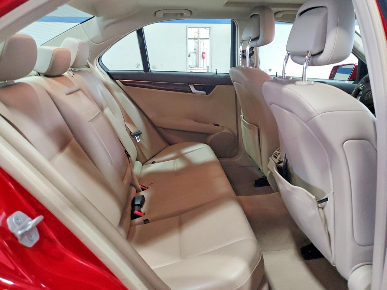 2014 MERCEDES-BENZ C 250 photo 10