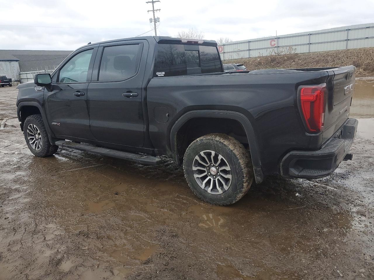 2019 GMC SIERRA K1500 AT4 photo 2