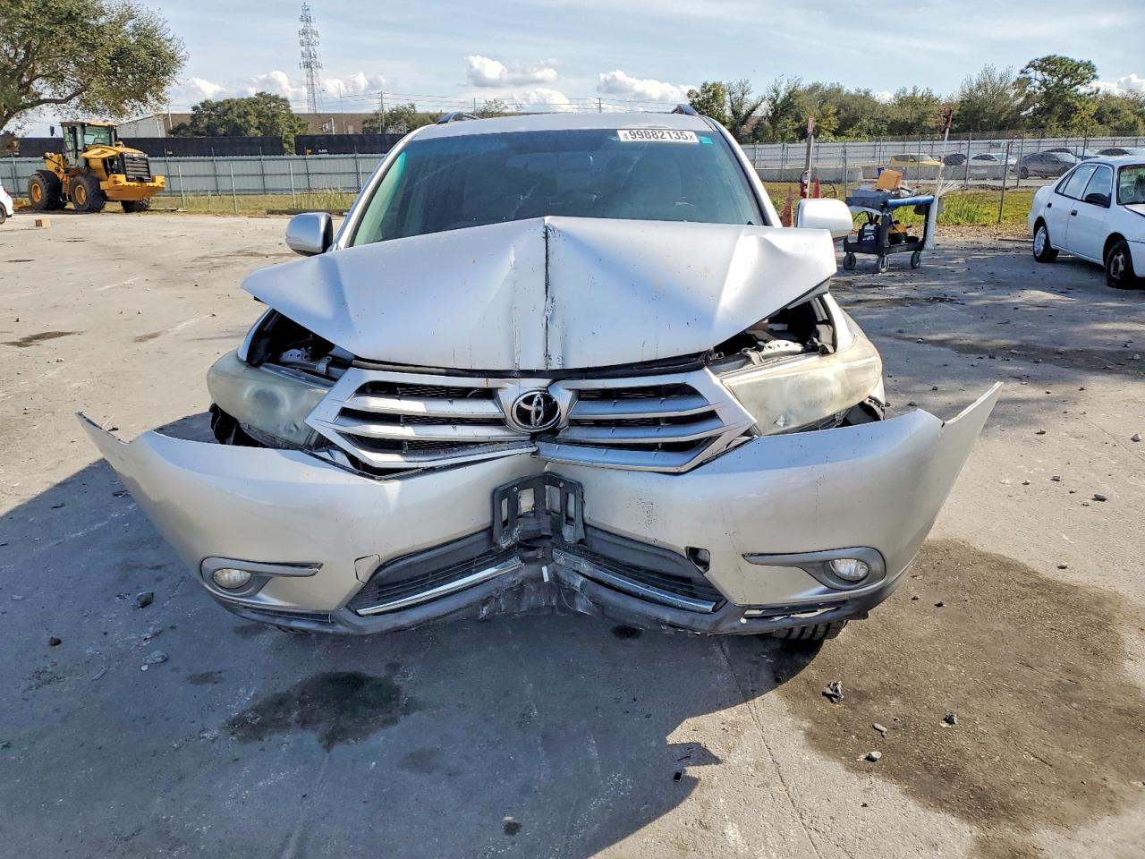 2012 TOYOTA HIGHLANDER BASE photo 5