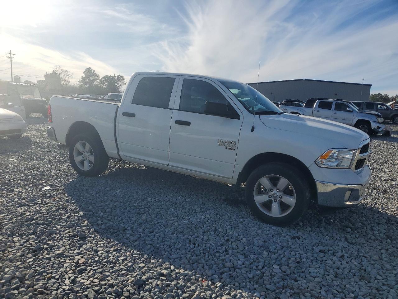 2023 RAM 1500 CLASSIC TRADESMAN photo 4