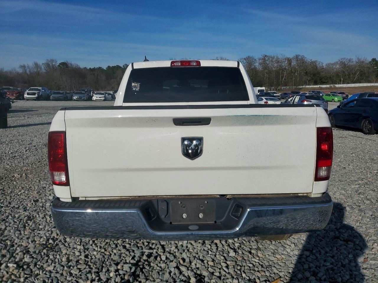 2023 RAM 1500 CLASSIC TRADESMAN photo 6