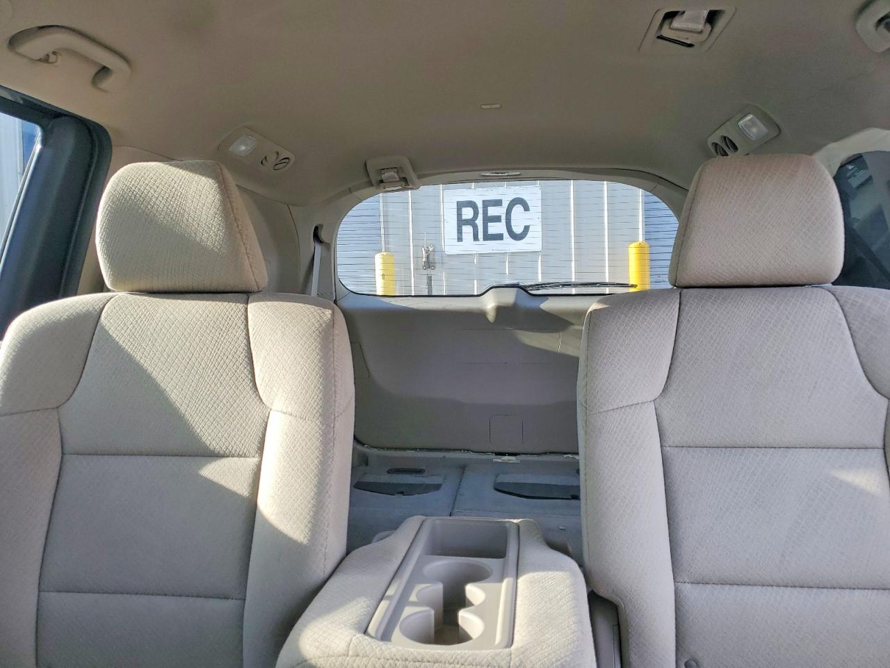 2014 HONDA ODYSSEY EX photo 10