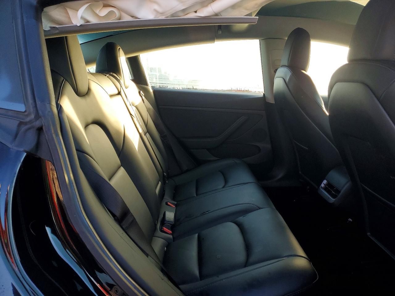 2022 TESLA MODEL 3 photo 10