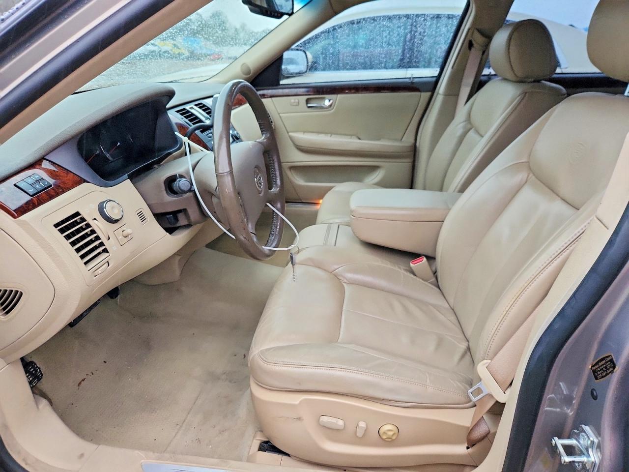 2006 CADILLAC DTS photo 7