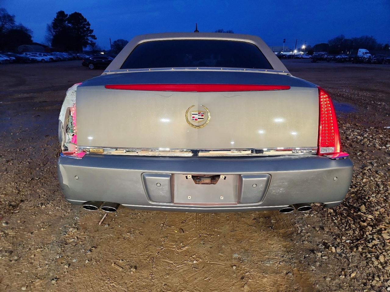 2006 CADILLAC DTS photo 6