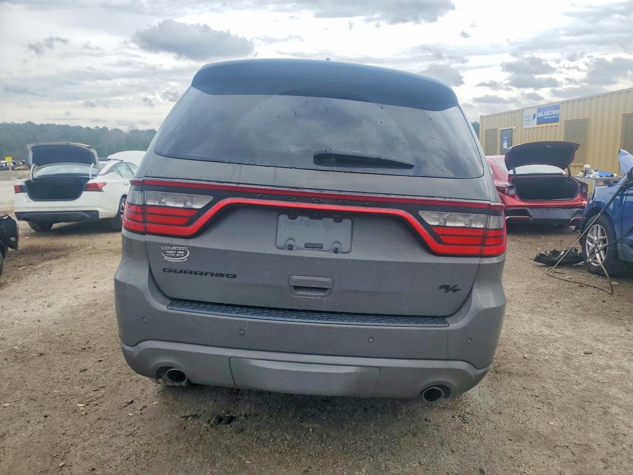 2023 DODGE DURANGO R/T photo 6