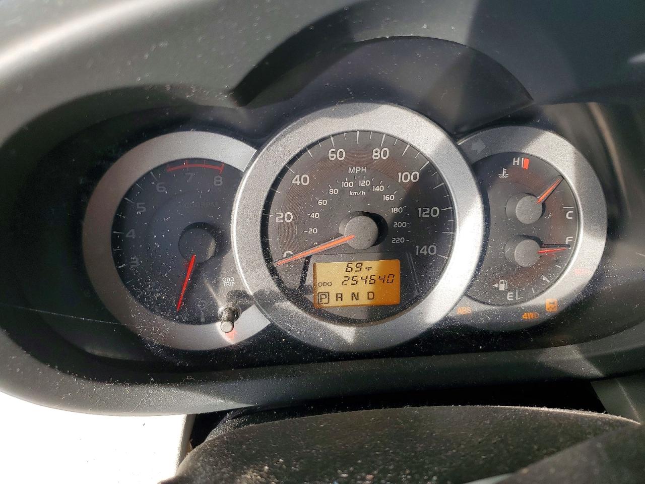 2012 TOYOTA RAV4 photo 9