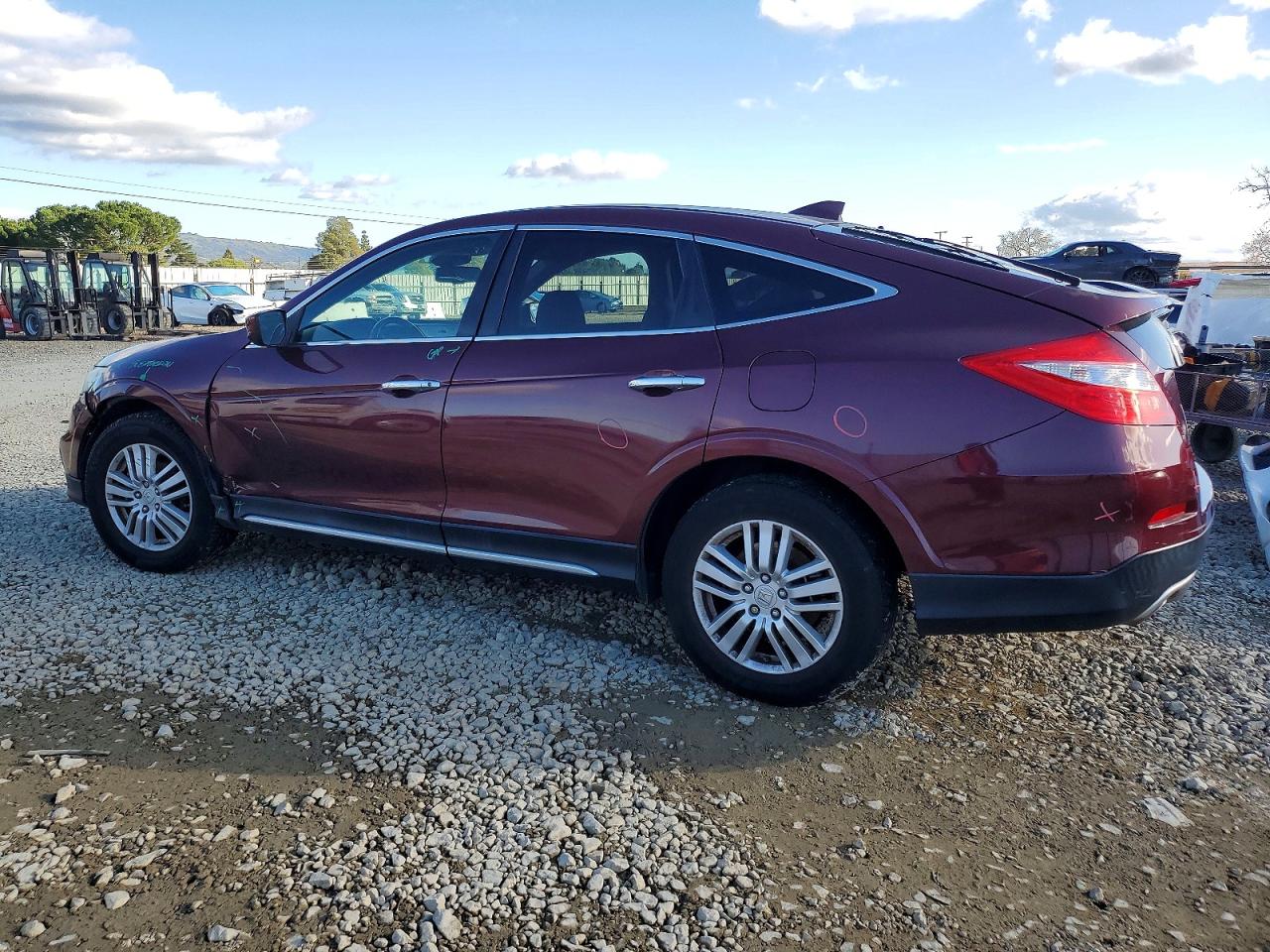 2013 HONDA CROSSTOUR EXL photo 3