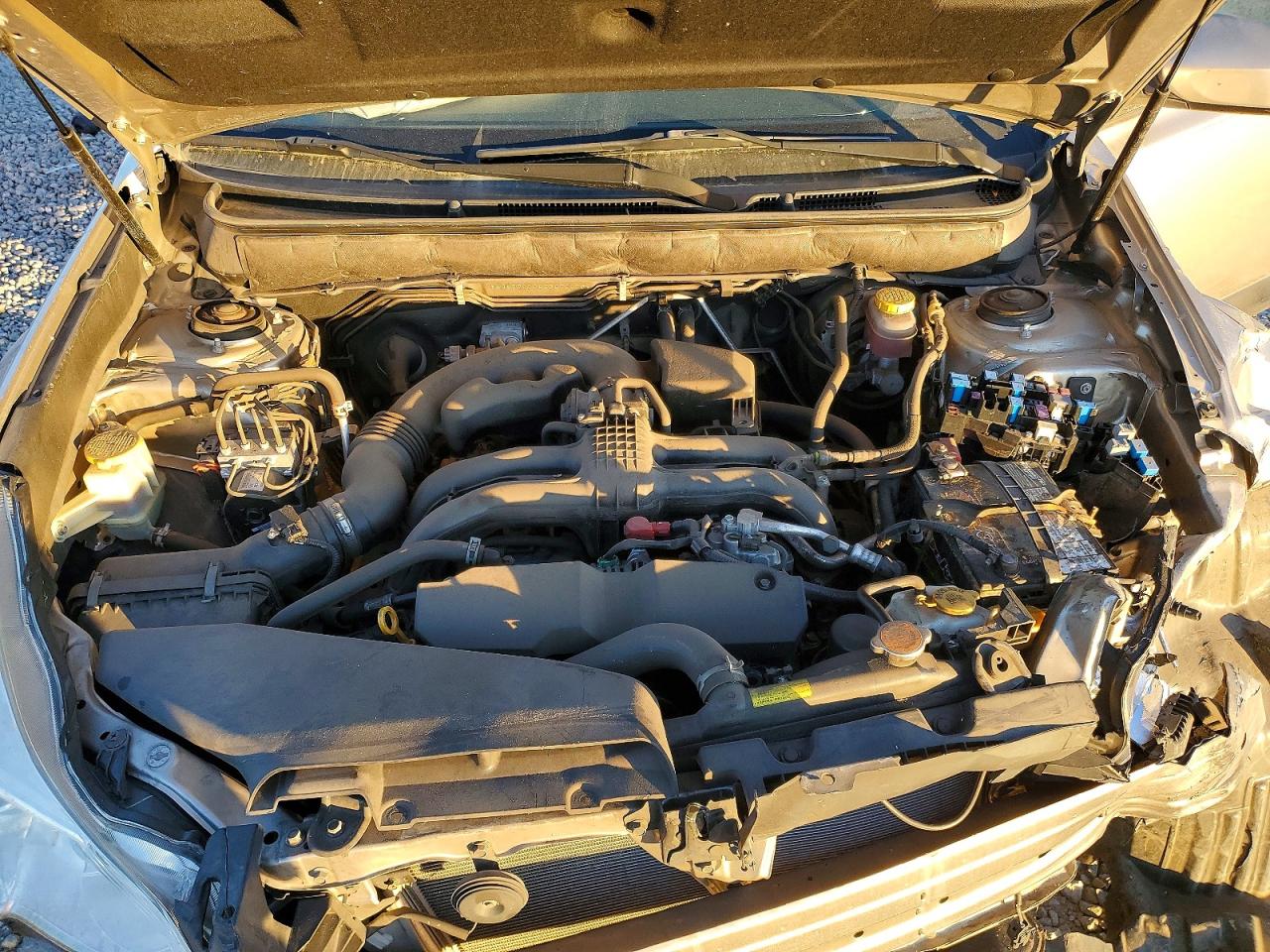 2014 SUBARU OUTBACK 2.5I PREMIUM photo 12
