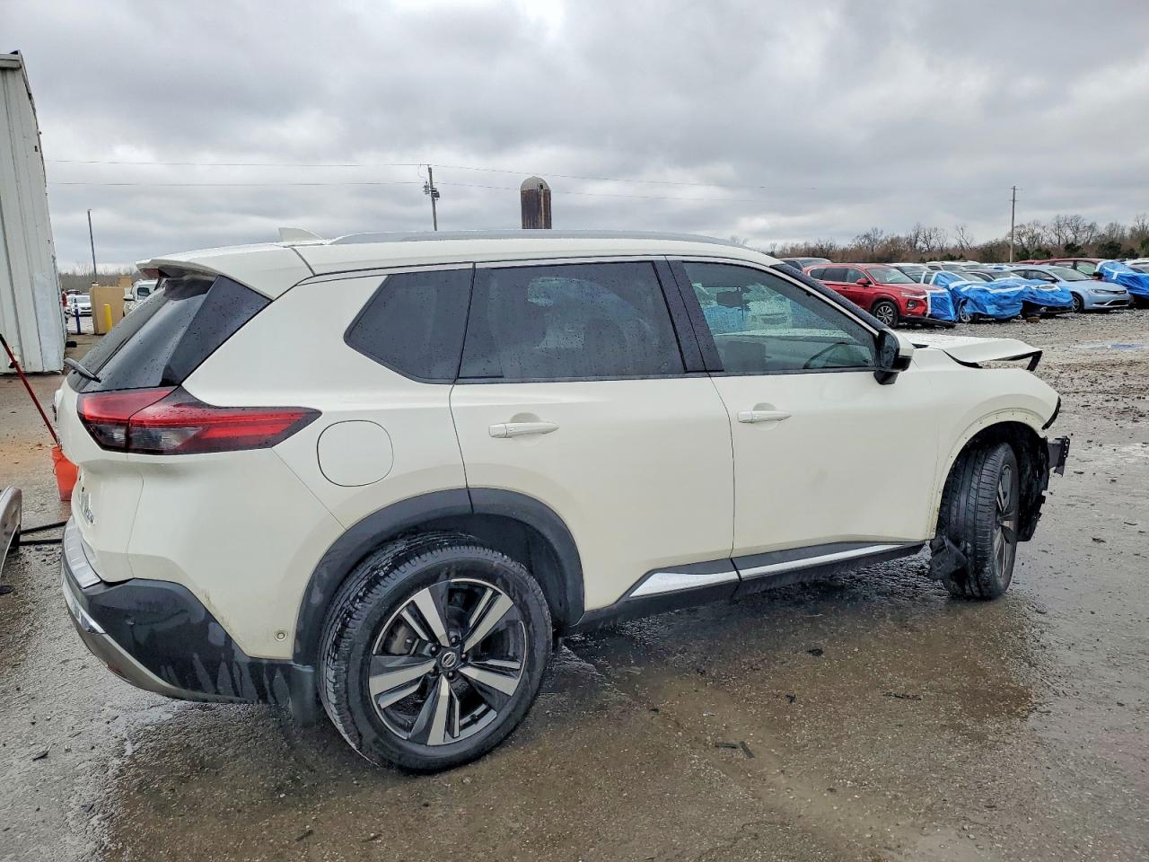 2021 NISSAN ROGUE PLATINUM photo 5