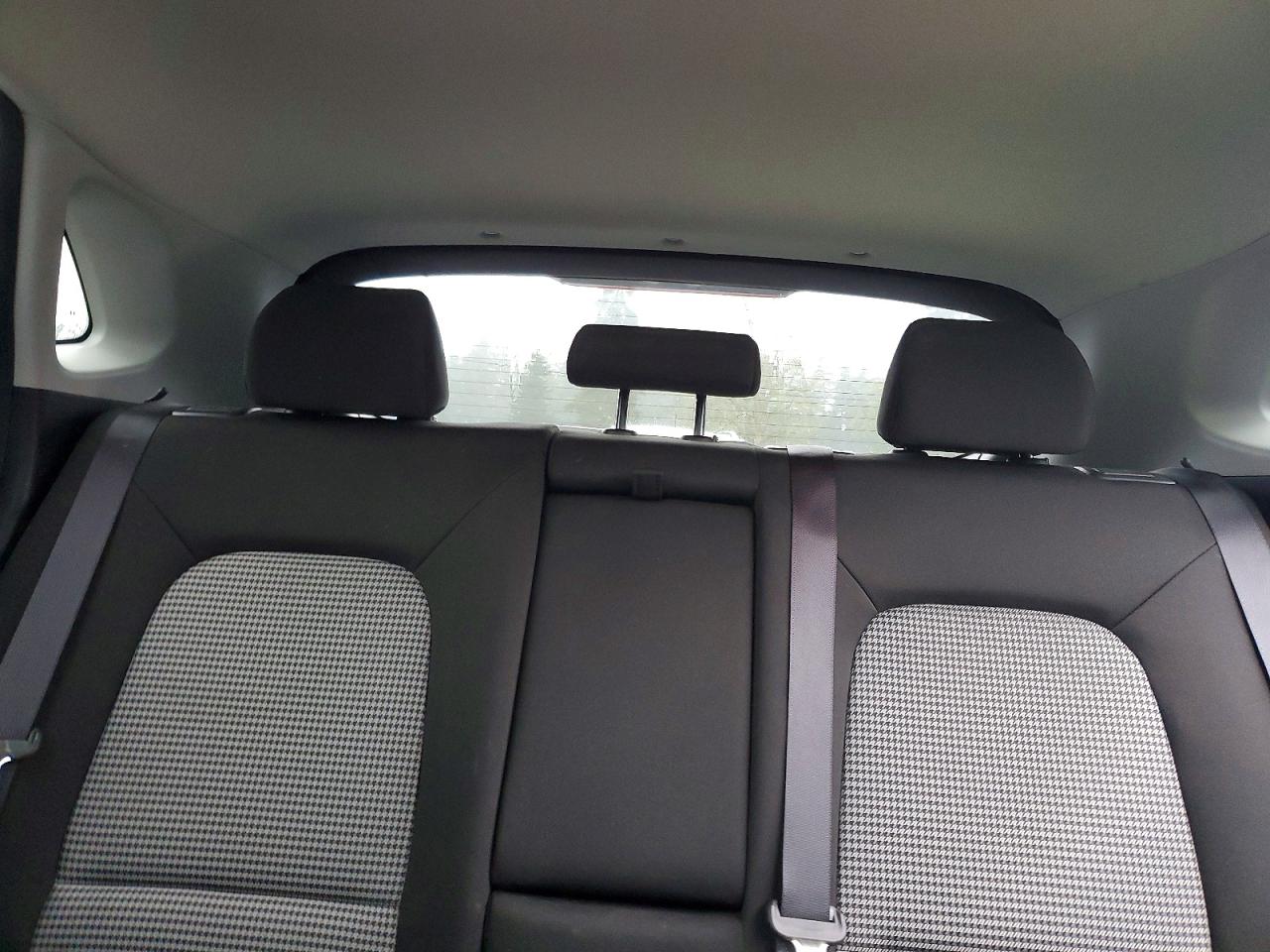 2020 HYUNDAI KONA SEL photo 10