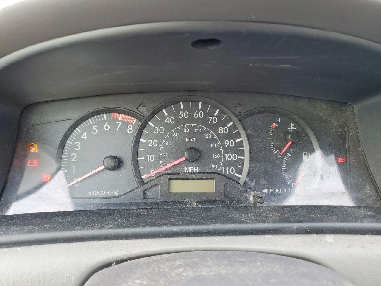 2005 TOYOTA COROLLA CE photo 9