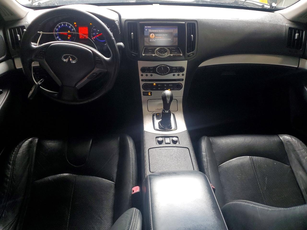 2009 INFINITI G37 photo 8
