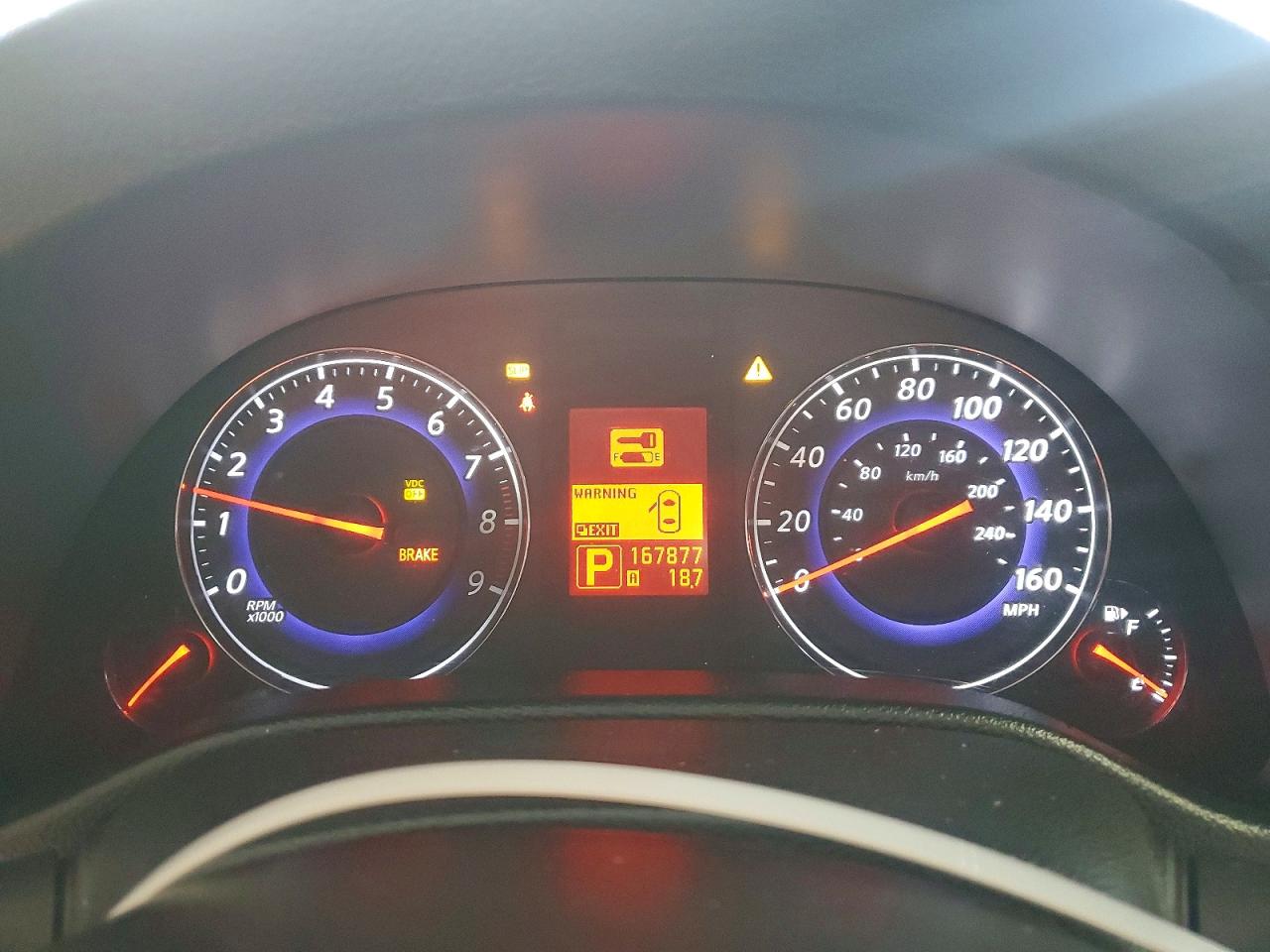 2009 INFINITI G37 photo 9