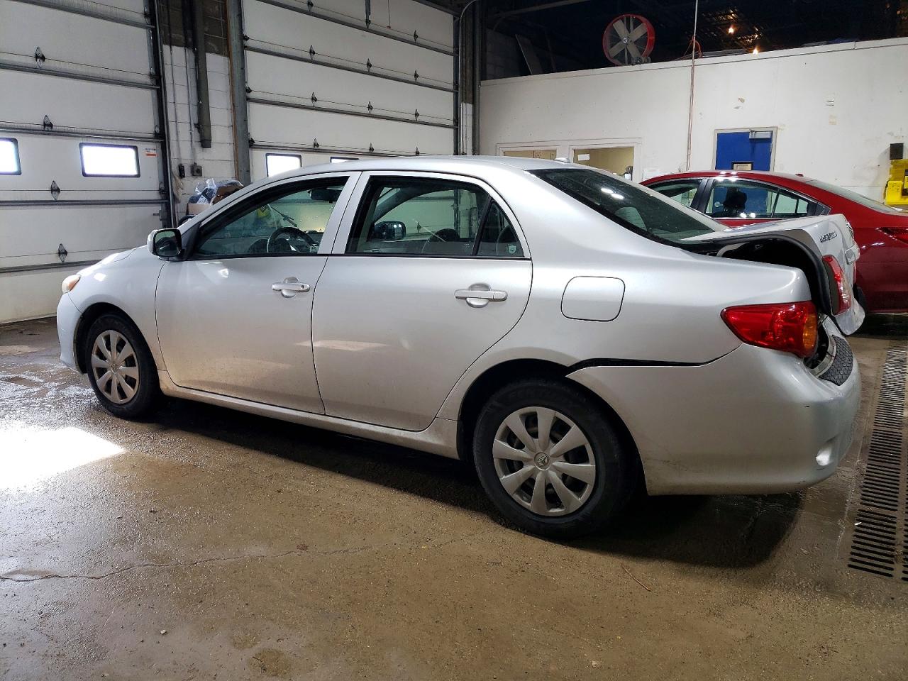 2009 TOYOTA COROLLA BASE photo 2
