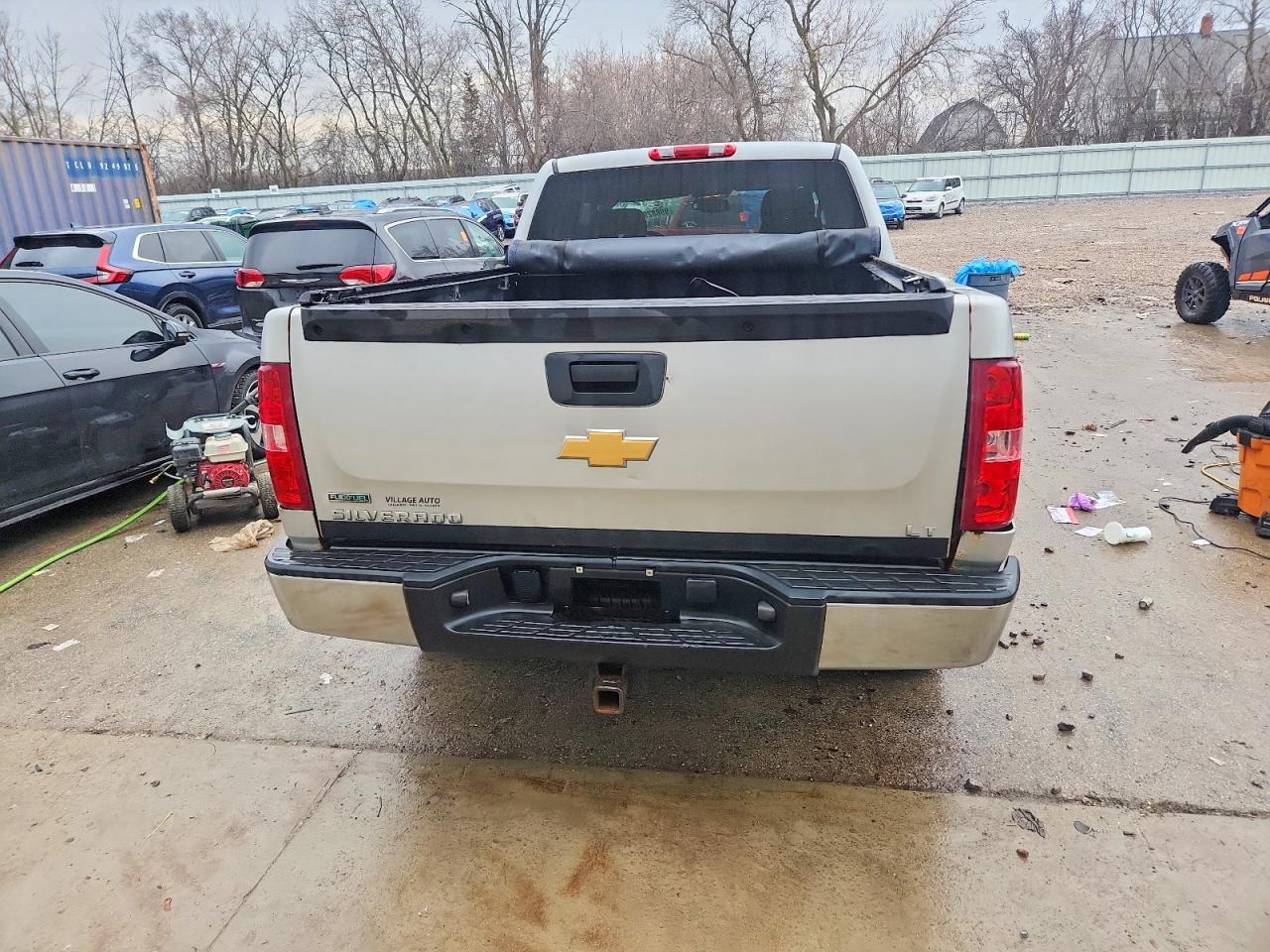2010 CHEVROLET SILVERADO K1500 LT photo 6