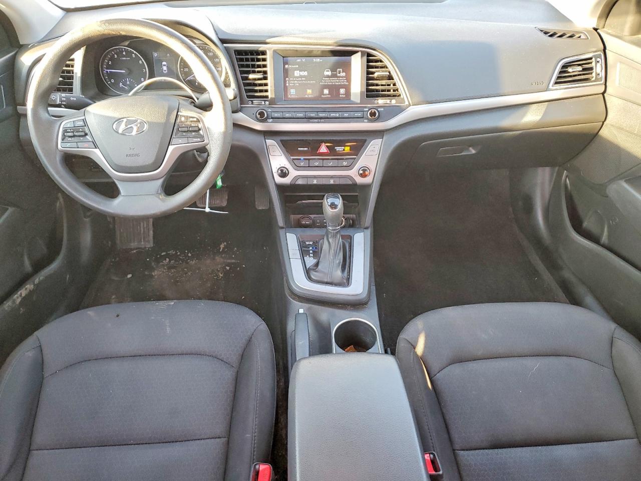 2018 HYUNDAI ELANTRA SEL photo 8