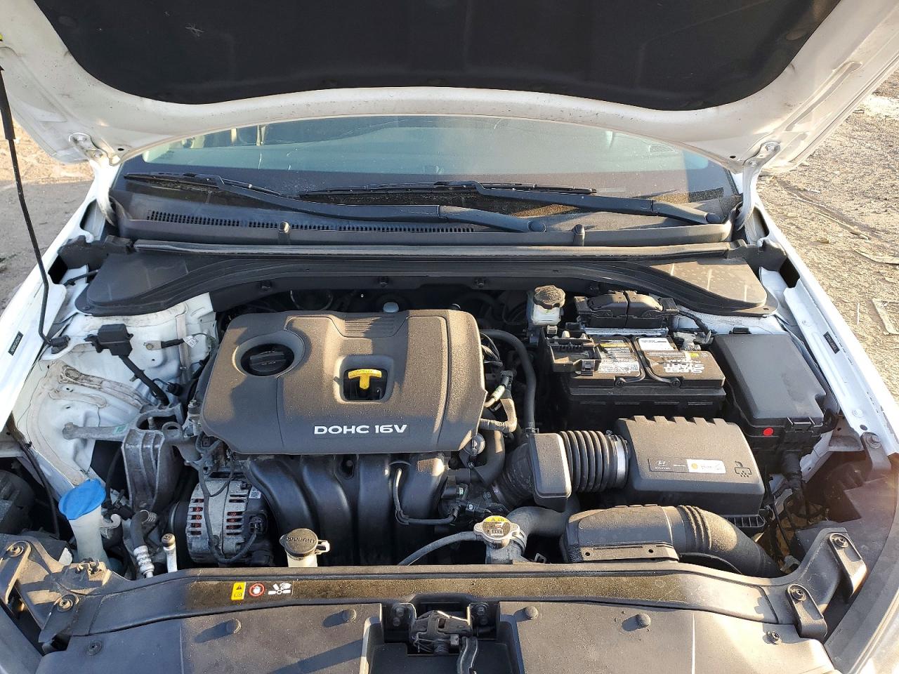 2018 HYUNDAI ELANTRA SEL photo 11