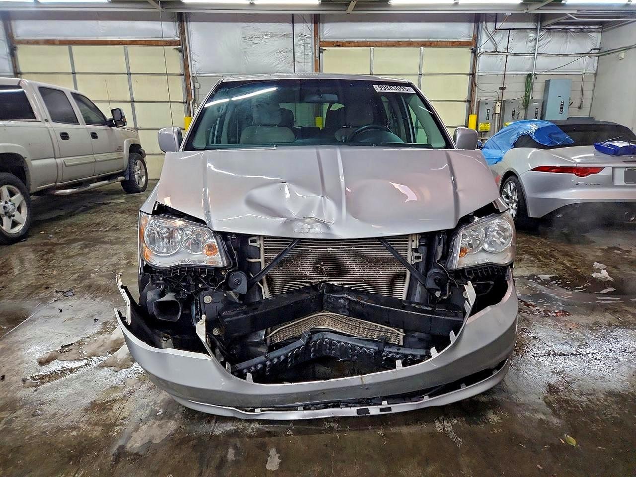 2012 DODGE GRAND CARAVAN SXT photo 5