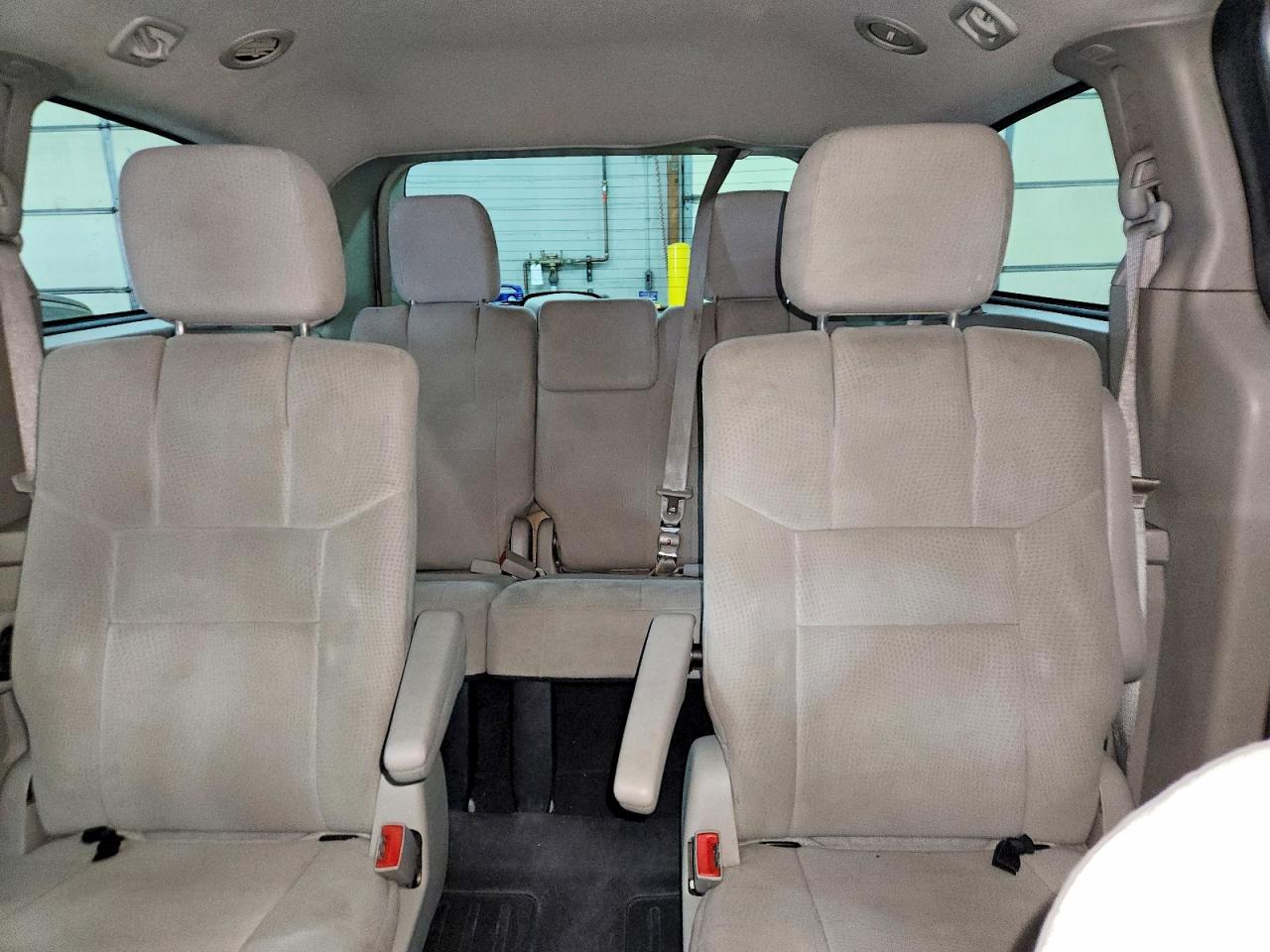 2012 DODGE GRAND CARAVAN SXT photo 10