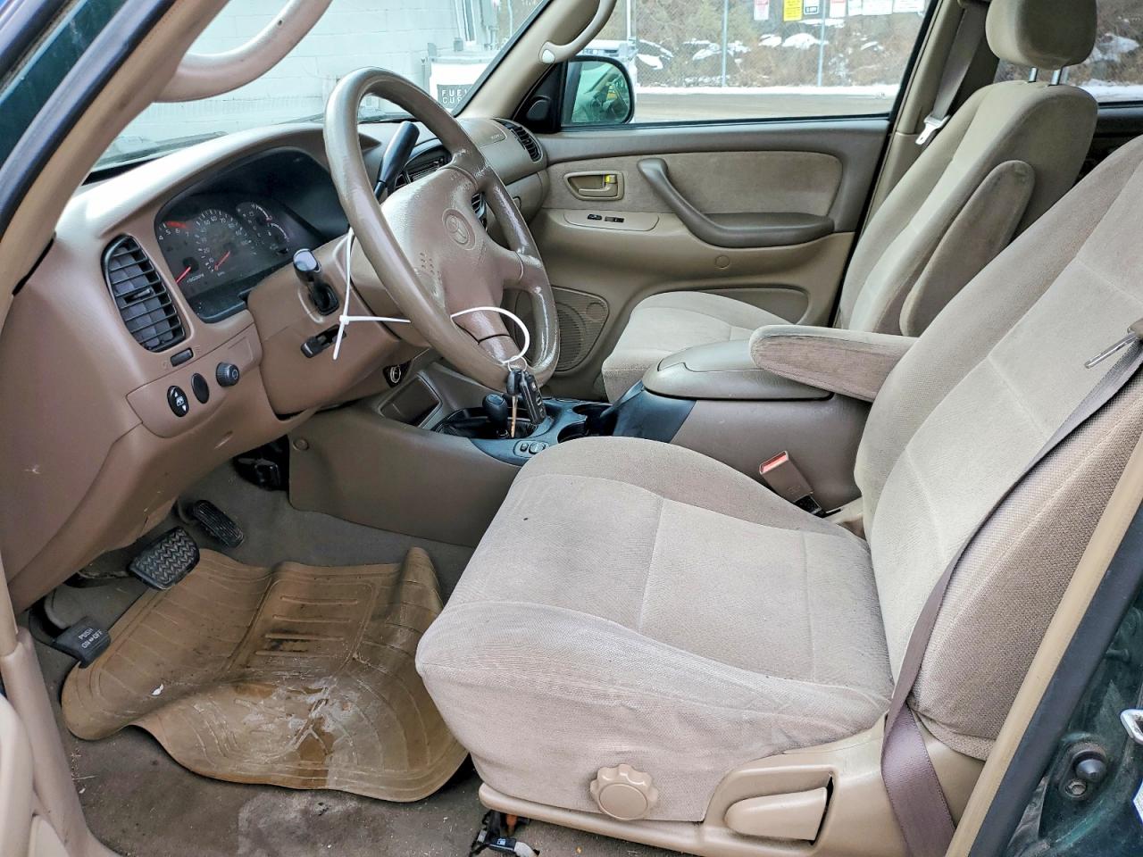2002 TOYOTA SEQUOIA SR5 photo 7