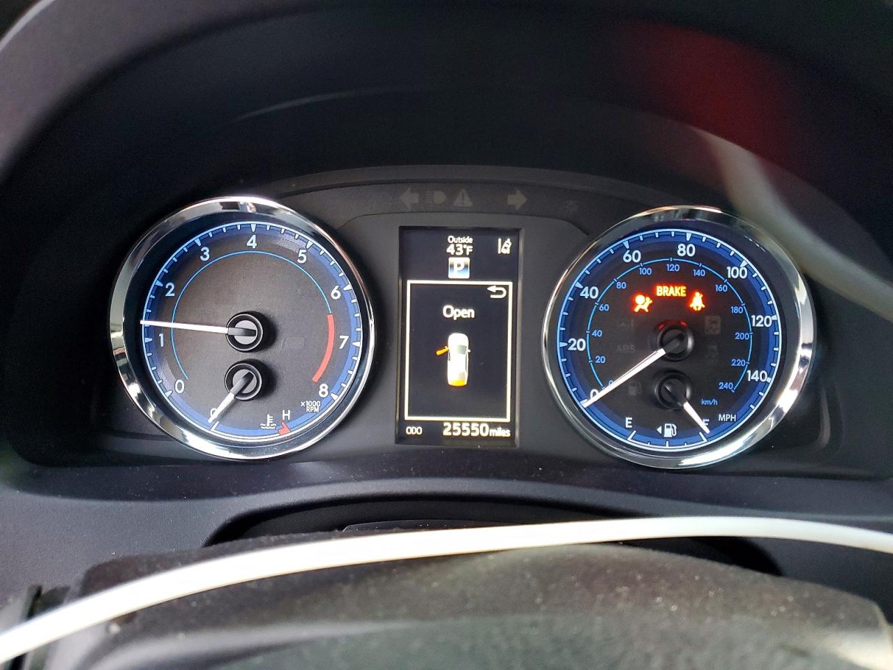 2019 TOYOTA COROLLA L photo 17