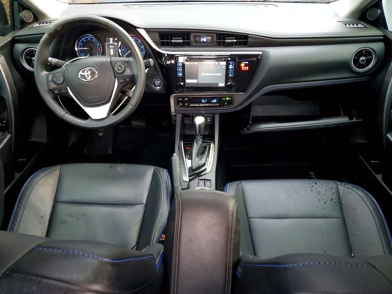 2019 TOYOTA COROLLA L photo 15